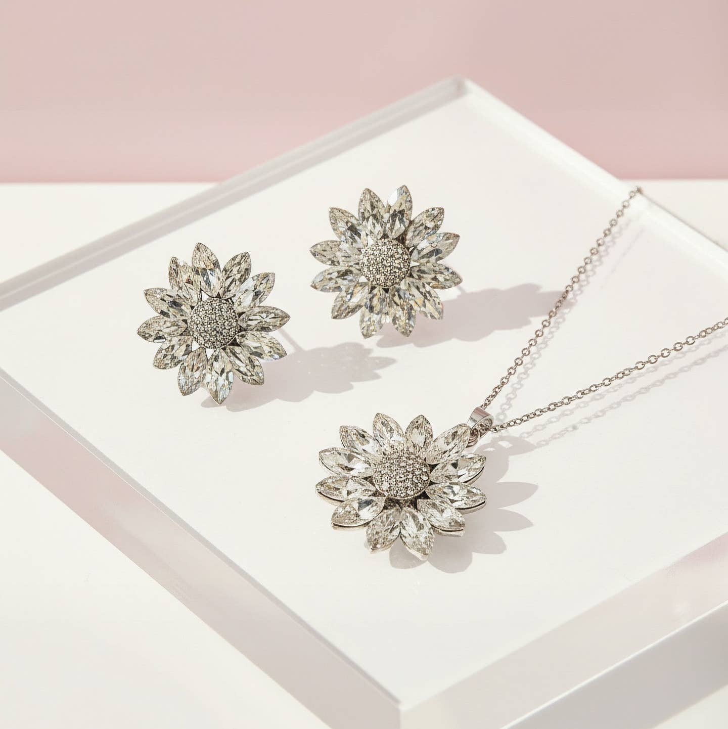 Wholesale Flower Crystal Necklace & Earrings Set